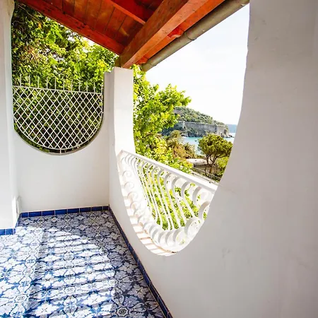 Strand Hotel Delfini Ischia Exterior photo