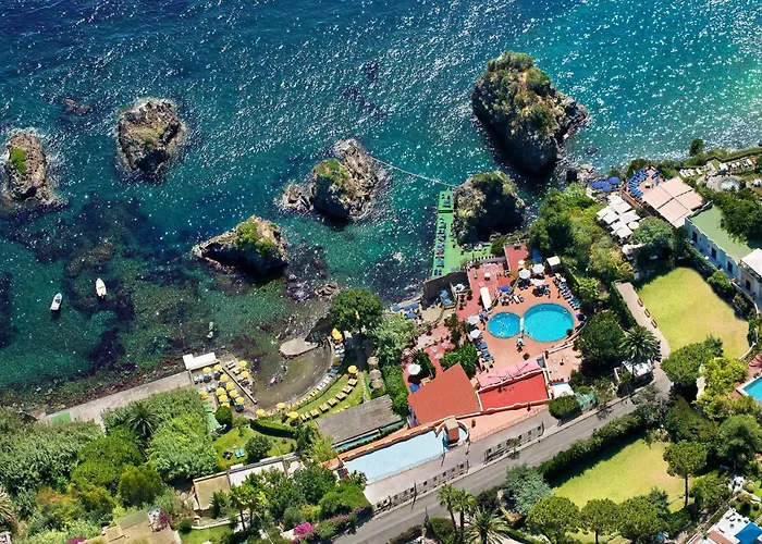 Strand Hotel Delfini