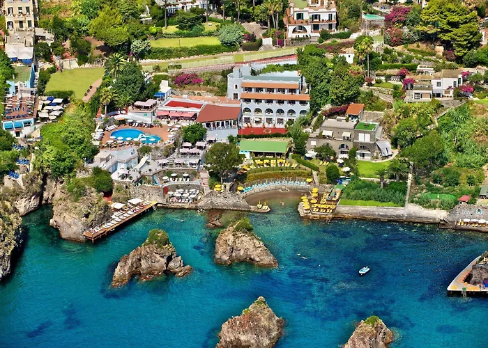 Strand Hotel Delfini