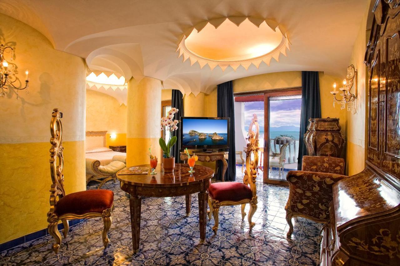 Delfini 4* Ischia