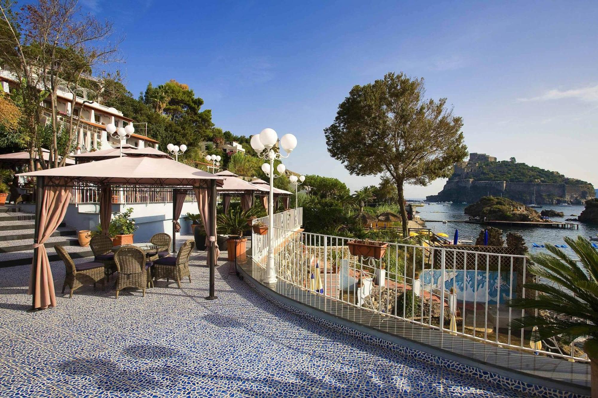 Delfini Hotel