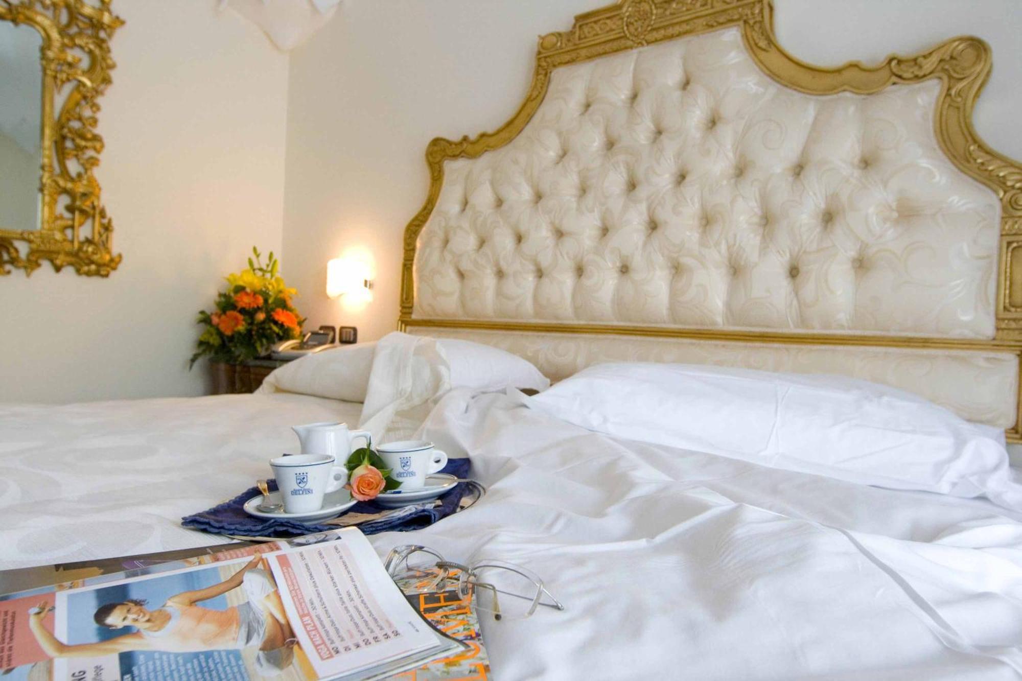 Hotel Delfini Ischia
