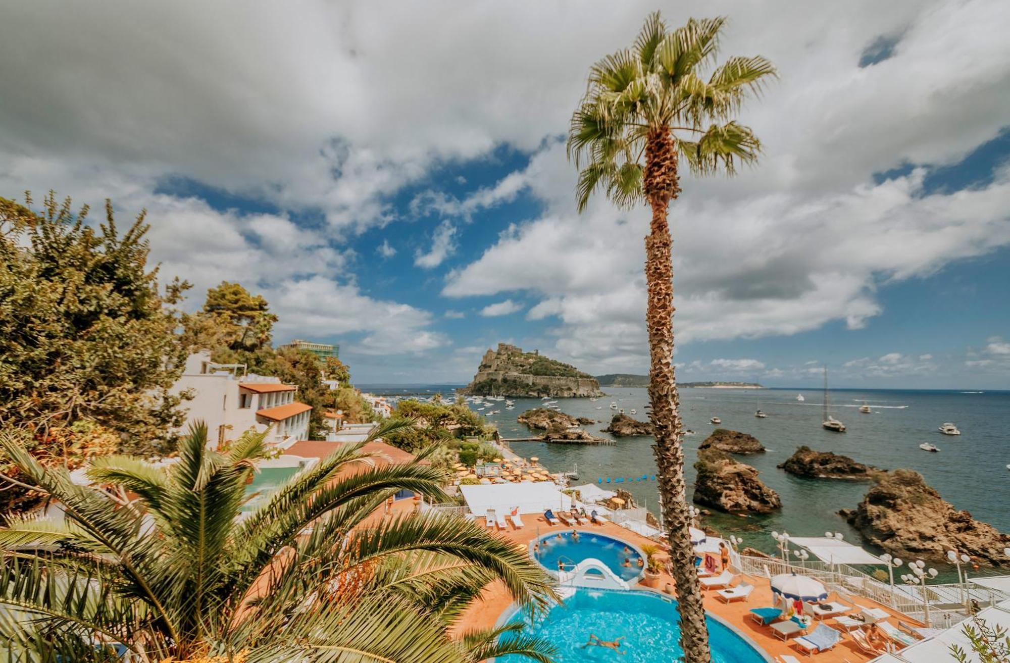 Hotel Delfini Ischia