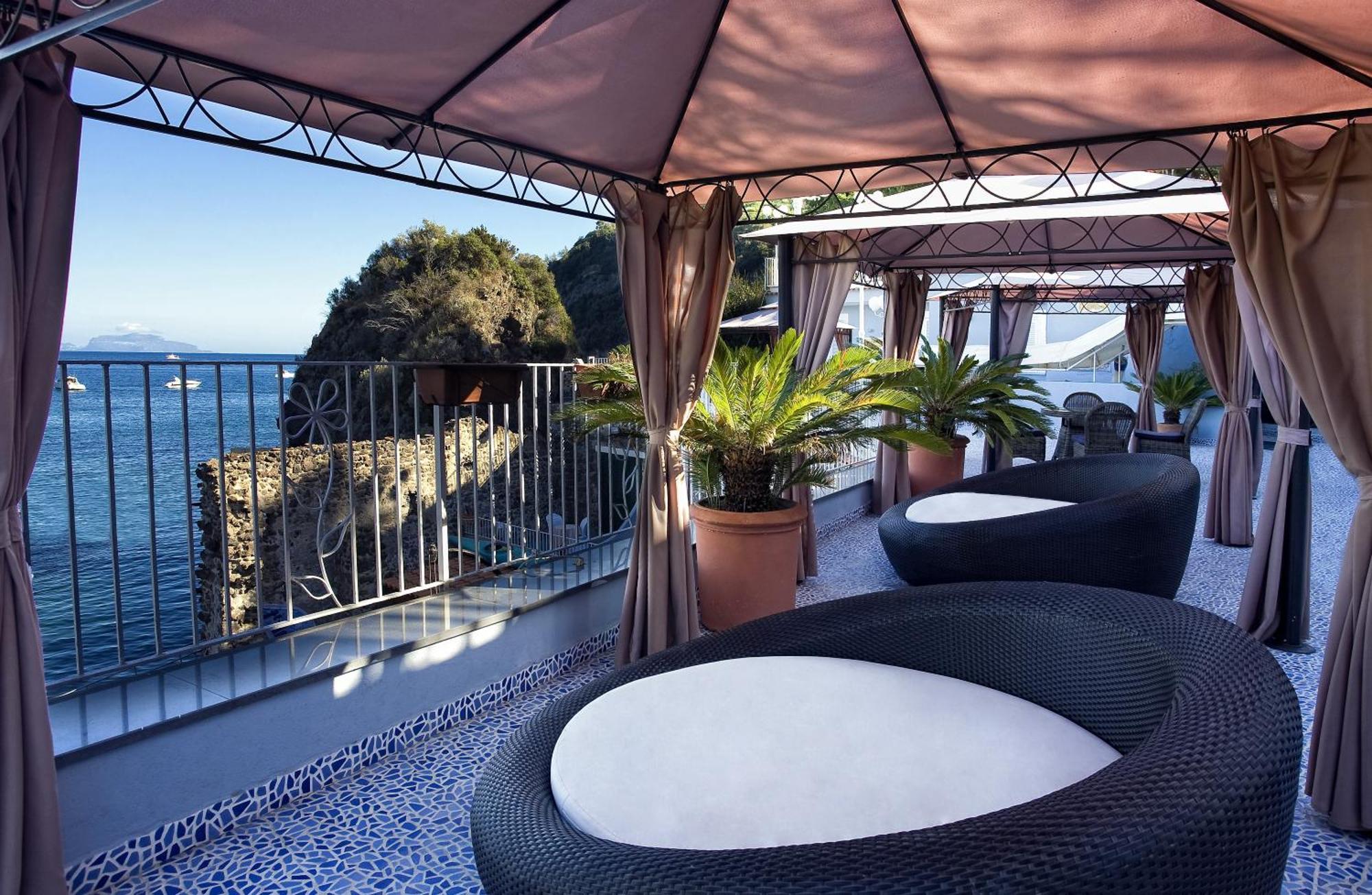Hotel Delfini 4*